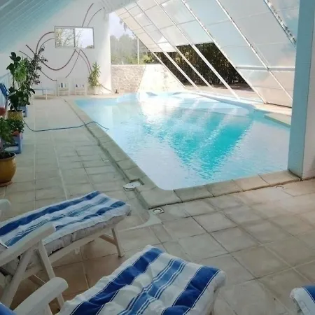 Crastes, 5 Pieces, 8 Personnes - Fr-1-483-113 *